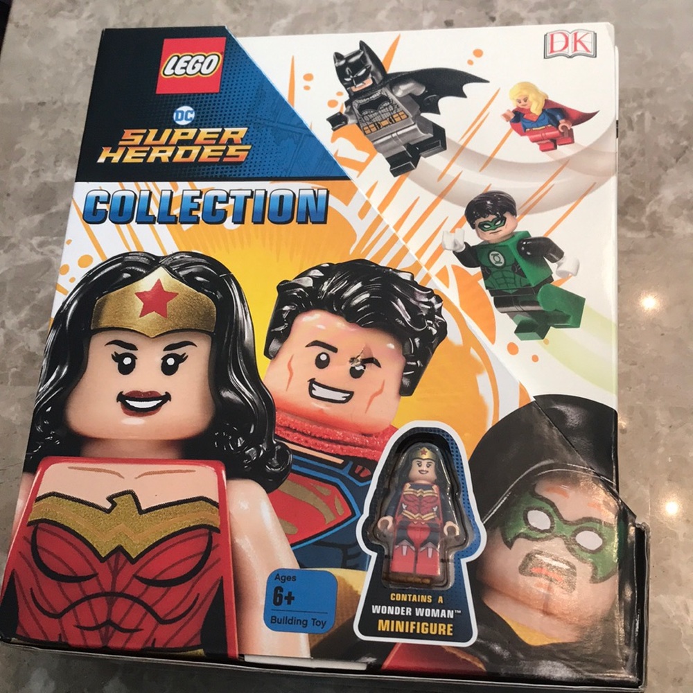 Lego DC superheroes book set